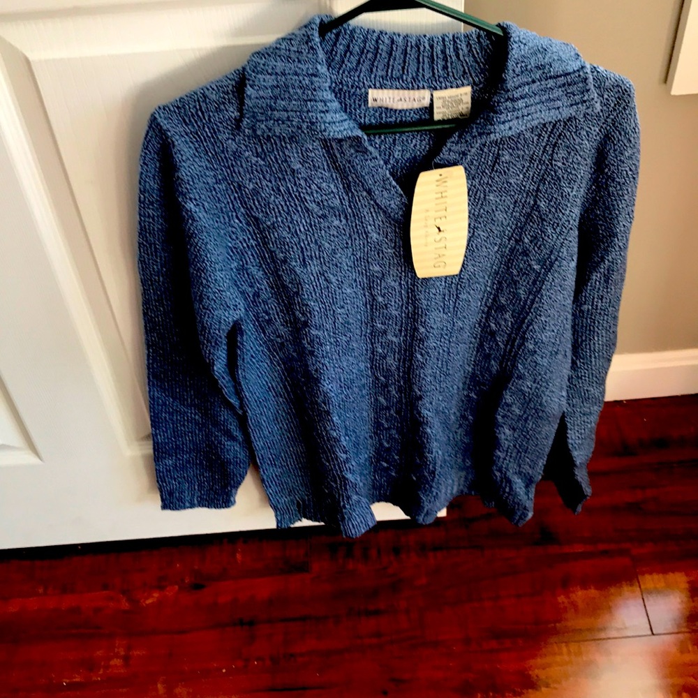V neck sweater